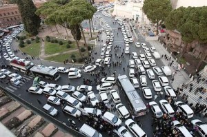 Madd-Spot #3, 2013  - Traffico veicolare e giochi differenziali