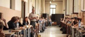 studenti-impegnati-negli-esami-di-maturita_198887