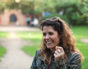 Eleonora Di Nezza: geometria complessa... e yoga